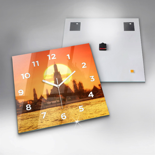 Kwadratowy zegar Wat arun Bangkok Tajlandia