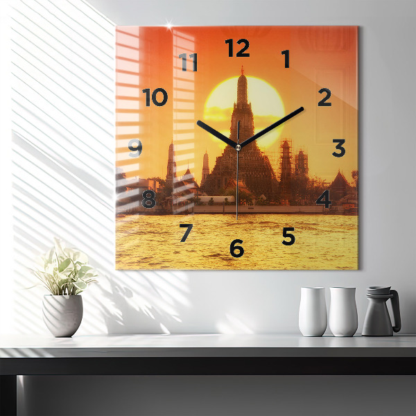 Kwadratowy zegar Wat arun Bangkok Tajlandia