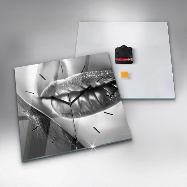 Kwadratowy zegar Usta kobiety