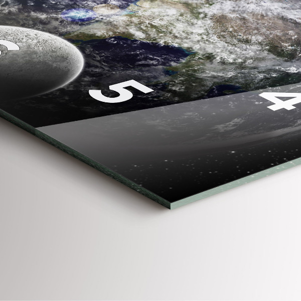 Kwadratowy zegar Ziemia Księżyc Słońce