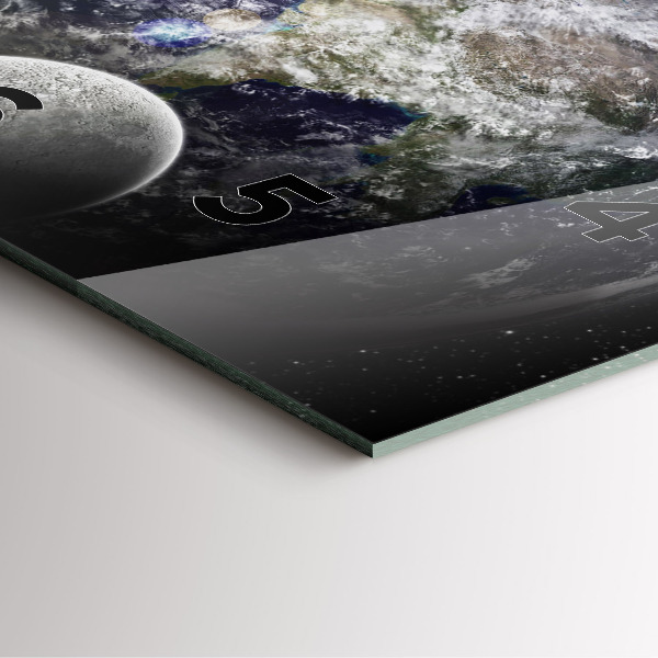 Kwadratowy zegar Ziemia Księżyc Słońce