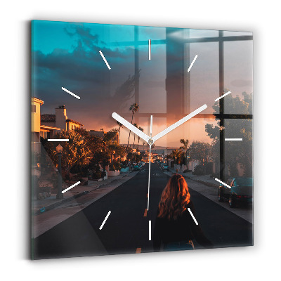 Zegar ścienny kwadratowy Kobieta na drodze