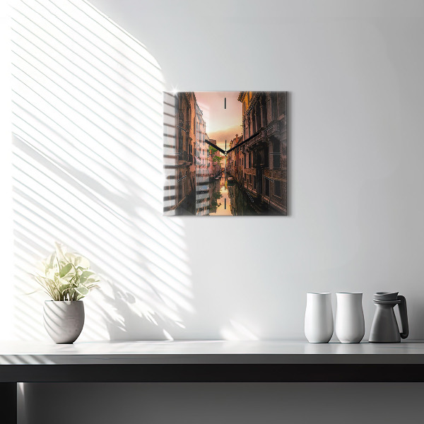 Zegar ścienny kwadratowy Widok na kanał w mieście