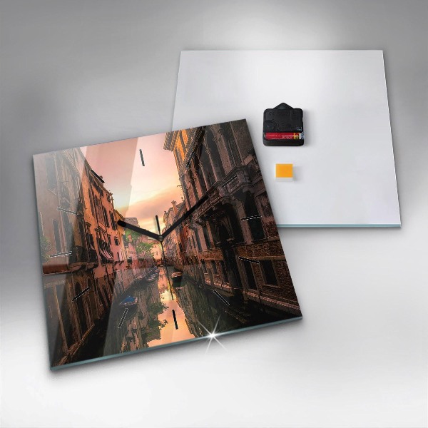 Zegar ścienny kwadratowy Widok na kanał w mieście
