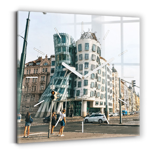 Zegar ścienny kwadratowy Tańczący dom Praga