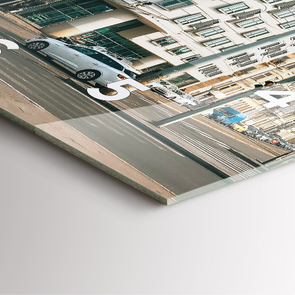 Zegar ścienny kwadratowy Tańczący dom Praga