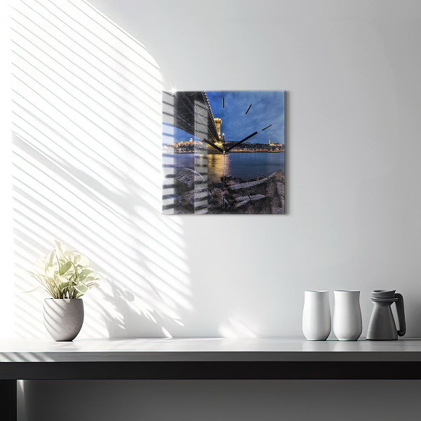 Zegar ścienny kwadratowy Skalisty brzeg pod mostem