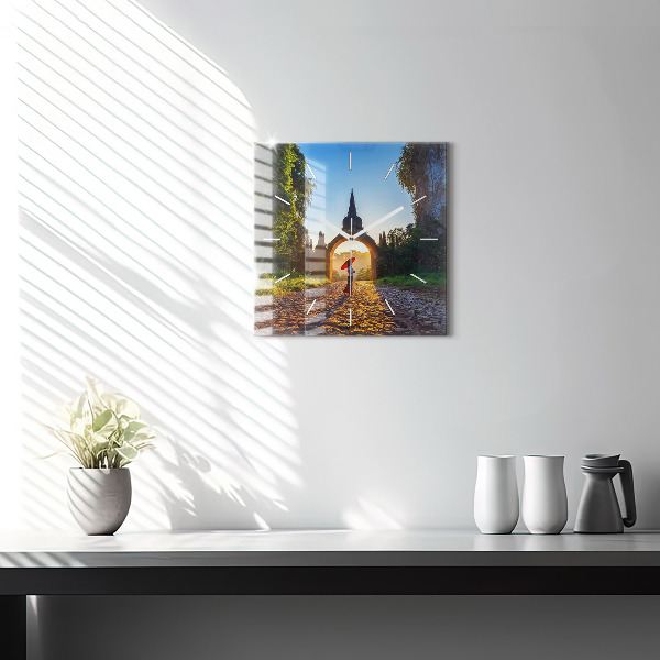 Kwadratowy zegar Park Surat Thani Tajlandia