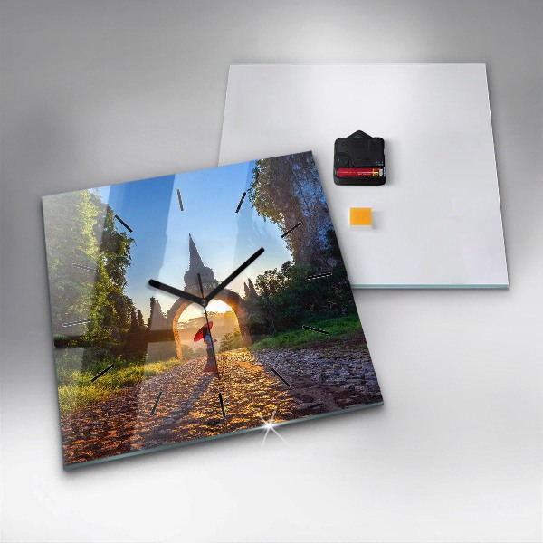 Kwadratowy zegar Park Surat Thani Tajlandia