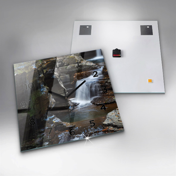 Kwadratowy zegar Wodospad i skały Islandii