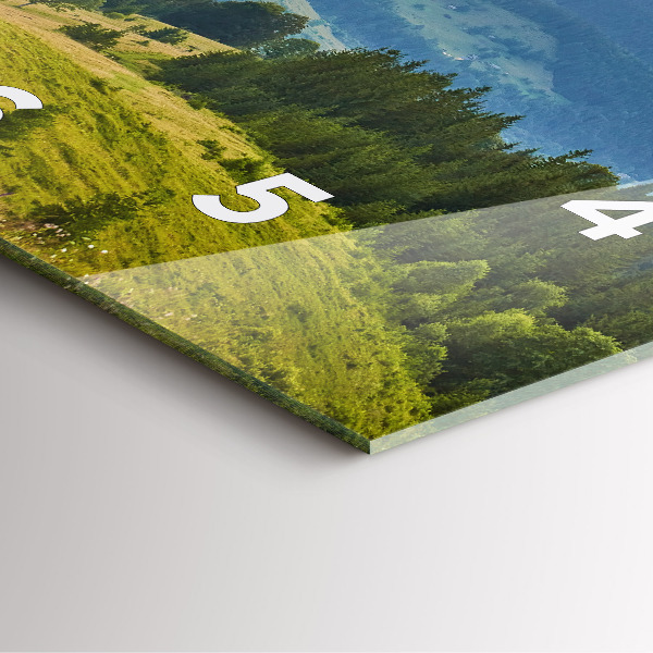 Kwadratowy zegar Krajobraz z lasami