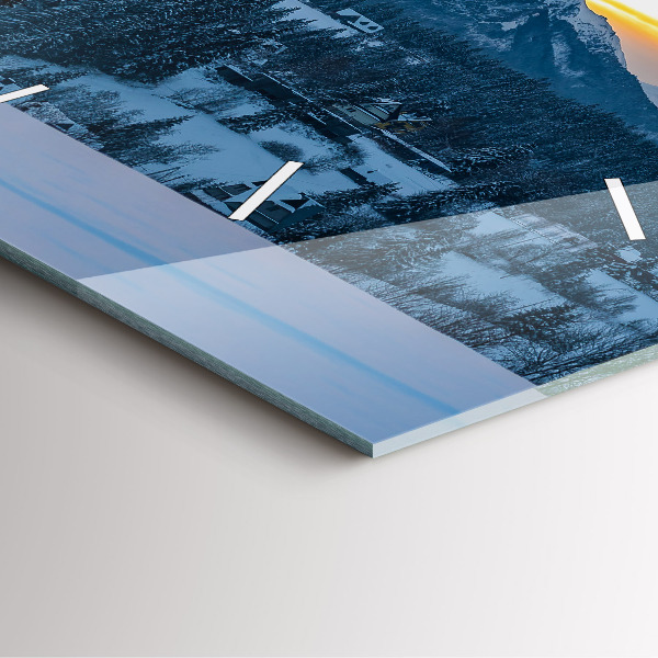 Kwadratowy zegar Krajobraz górski