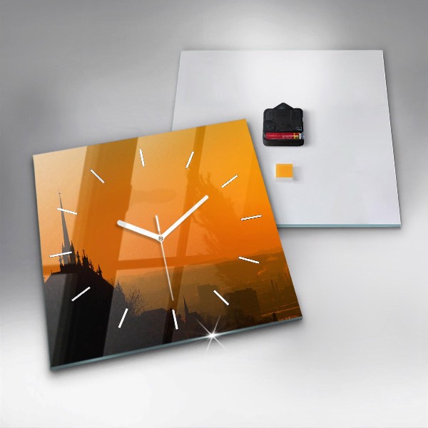 Kwadratowy zegar Widok na katedrę Brno