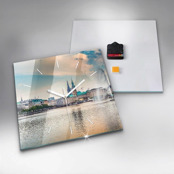 Kwadratowy zegar Binnenalster w Hamburgu