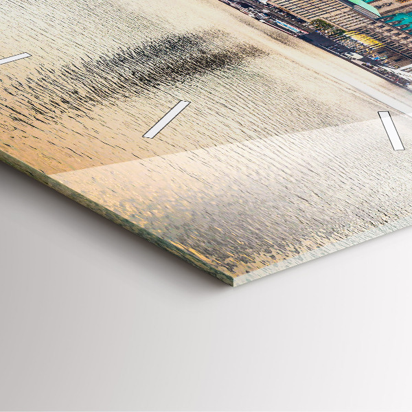 Kwadratowy zegar Binnenalster w Hamburgu