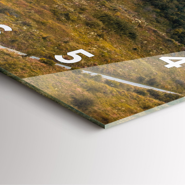 Kwadratowy zegar Zamek Spiski na Słowacji