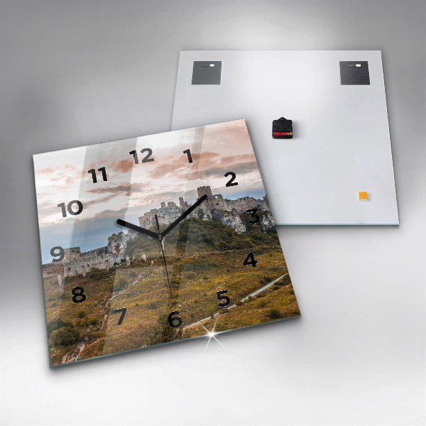 Kwadratowy zegar Zamek Spiski na Słowacji