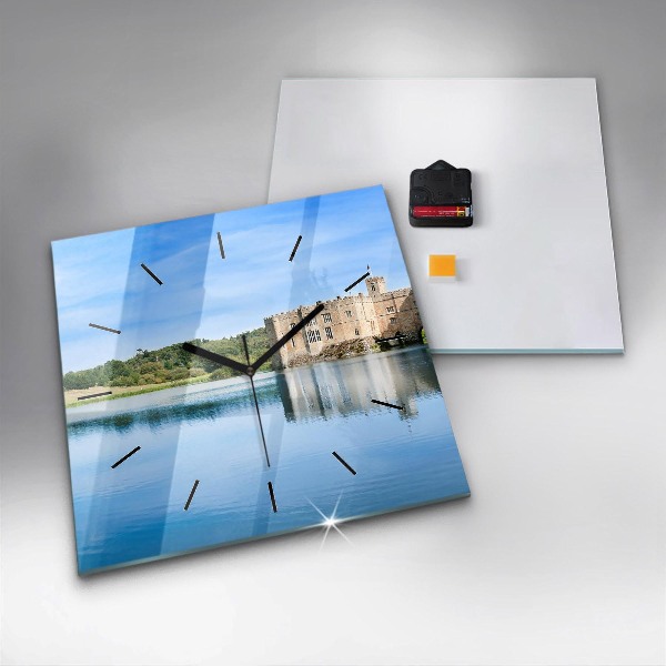 Kwadratowy zegar Zamek w Leeds