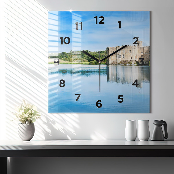 Kwadratowy zegar Zamek w Leeds