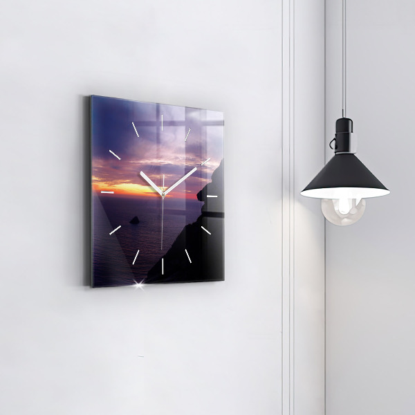 Kwadratowy zegar Kamienna głowa