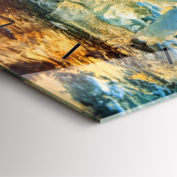 Kwadratowy zegar Góra lodu i wschód słońca