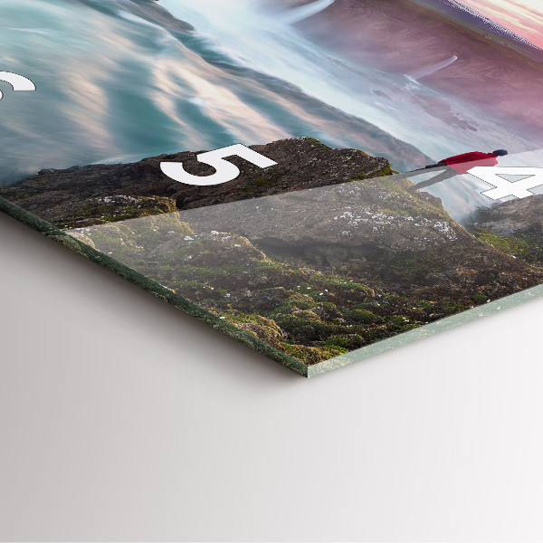 Kwadratowy zegar Krajobraz z wodospadem