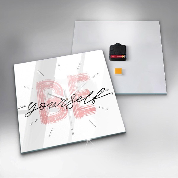 Kwadratowy zegar Napis Be yourself