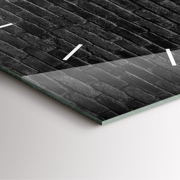 Kwadratowy zegar Ciemna ściana cegły