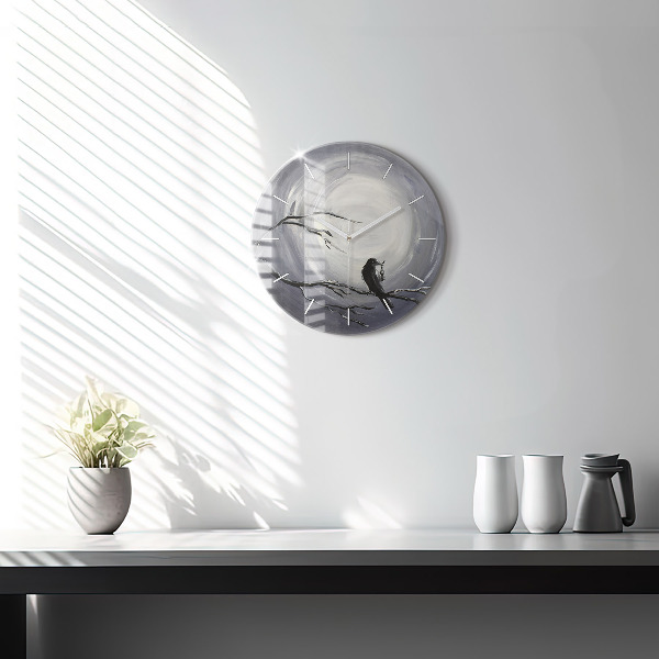 Zegar szklany okrągły Kruk w świetle księżyca