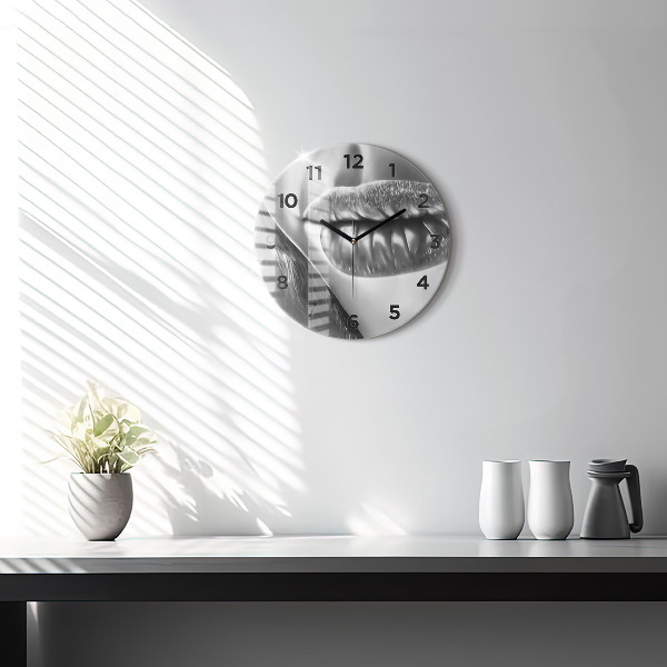 Zegar ścienny okrągły Usta kobiety