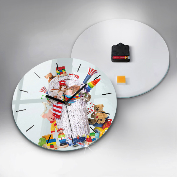 Zegar szklany okrągły Wiklinowy kosz z zabawkami