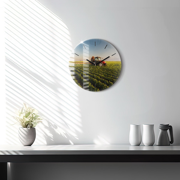 Zegar szklany okrągły Ciągnik na polu rolniczym