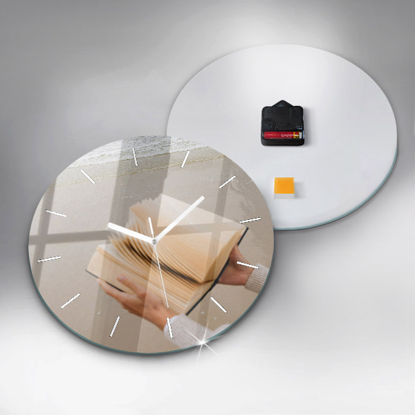 Zegar okrągły z nadrukiem Chwila z książką