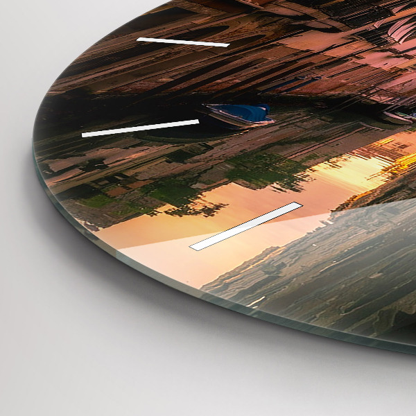 Zegar okrągły z nadrukiem Widok na kanał w mieście